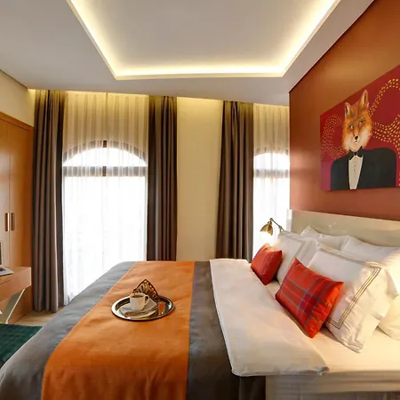 Hotell The Fox 4*