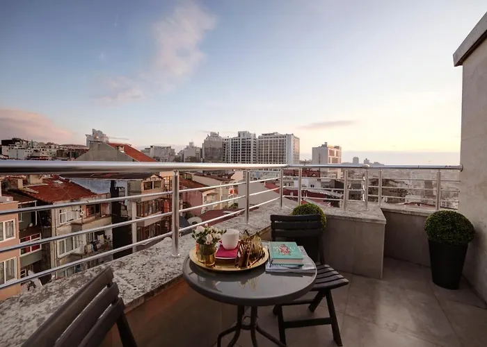 The Fox איסטמבול