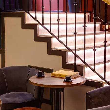 Hotel The Fox 4*