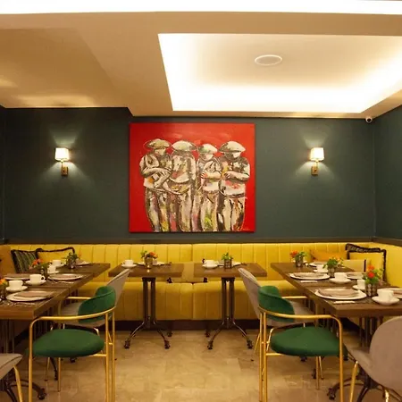 The Fox Hotel 4*